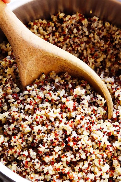 What is the ratio of water to quinoa?